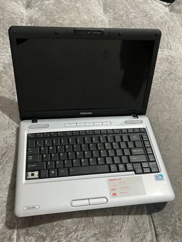 Laptop Tosiba bekas