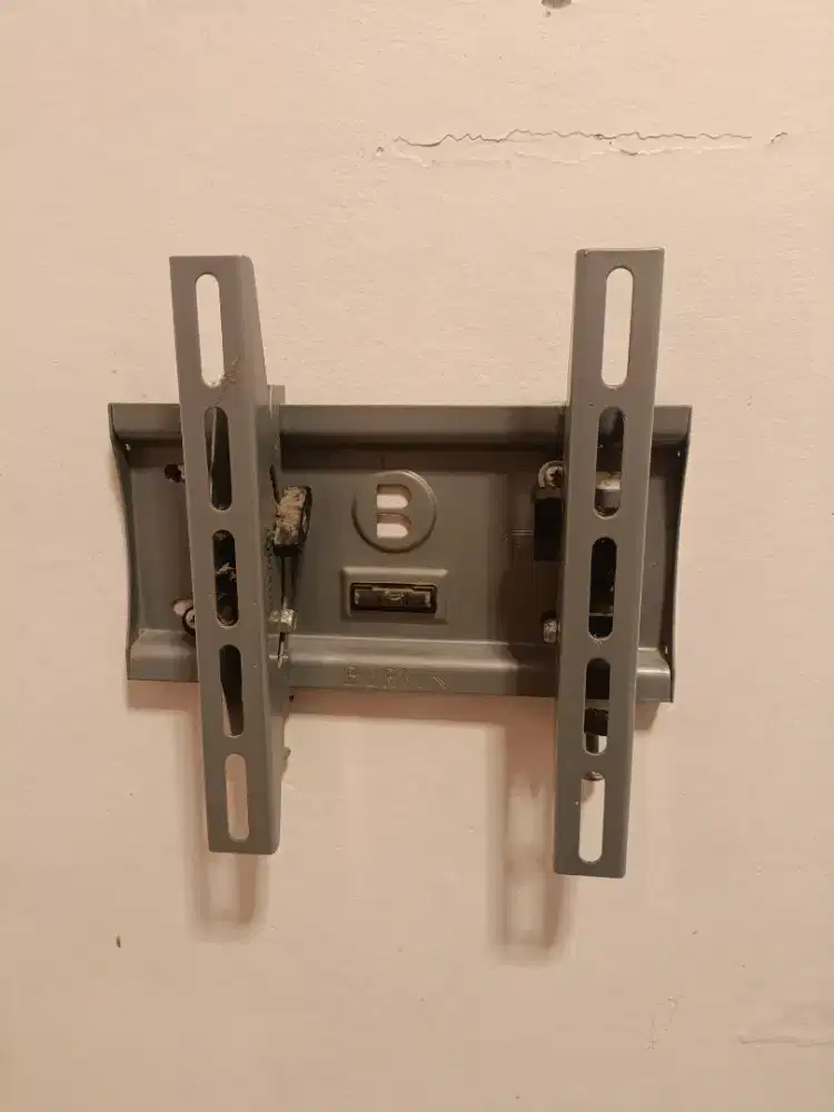 Bracket TV 32 inch merk Bervin