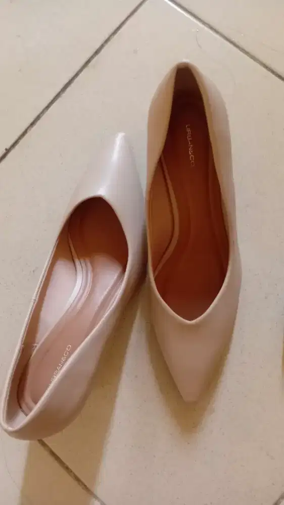 HIGH HEELS URBAN N CO