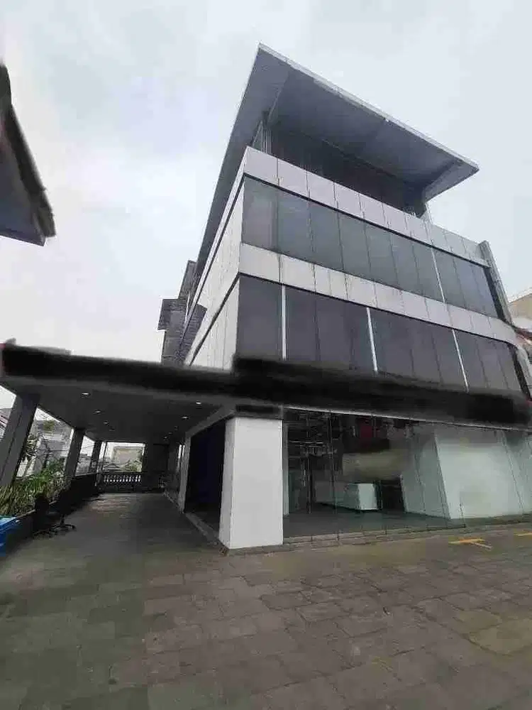 Gedung Raya Radio Dalam Ada Lift