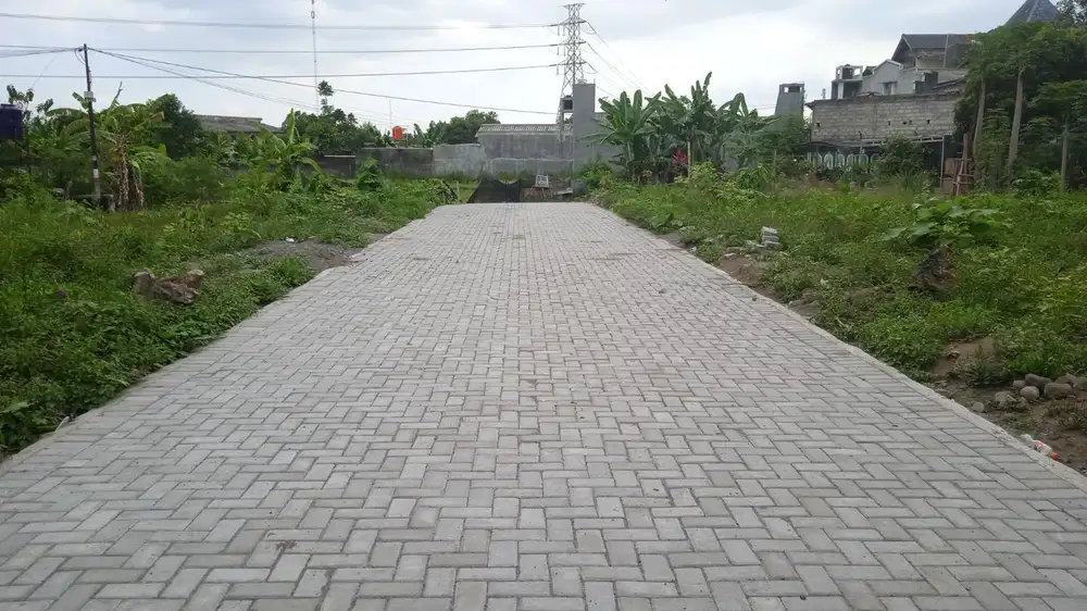 Tanah Kavlng Dekat Pasar Kolombo Kaliurang