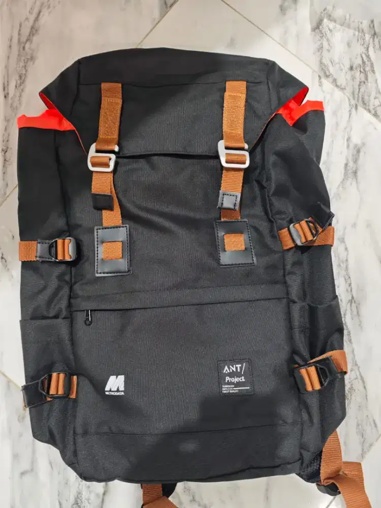 Tas Backpack besar muat laptop 17 inch