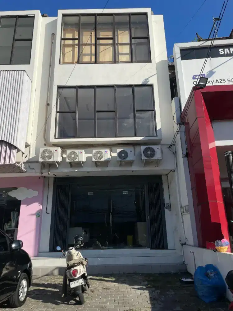 Oper Sewa Ruko 3 Lantai Pusat Kota Denpasar Utara