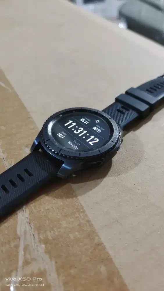smartwatch samsung S3 frontier fungsi normal