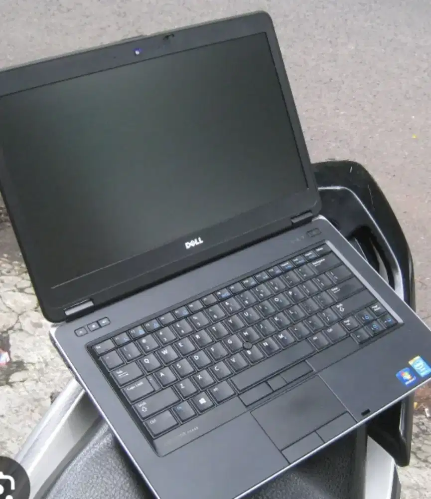 Murah laptop Dell core i5 512gb windows ori