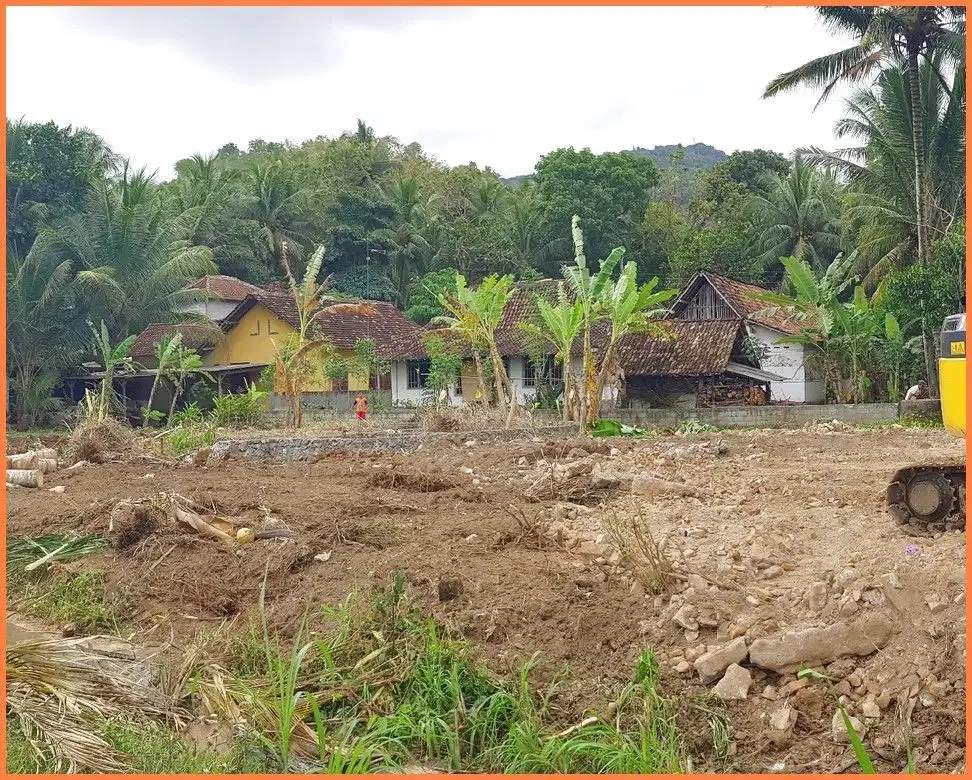 Temon, Tanah Kulon Progo Dekat Pantai Glagah