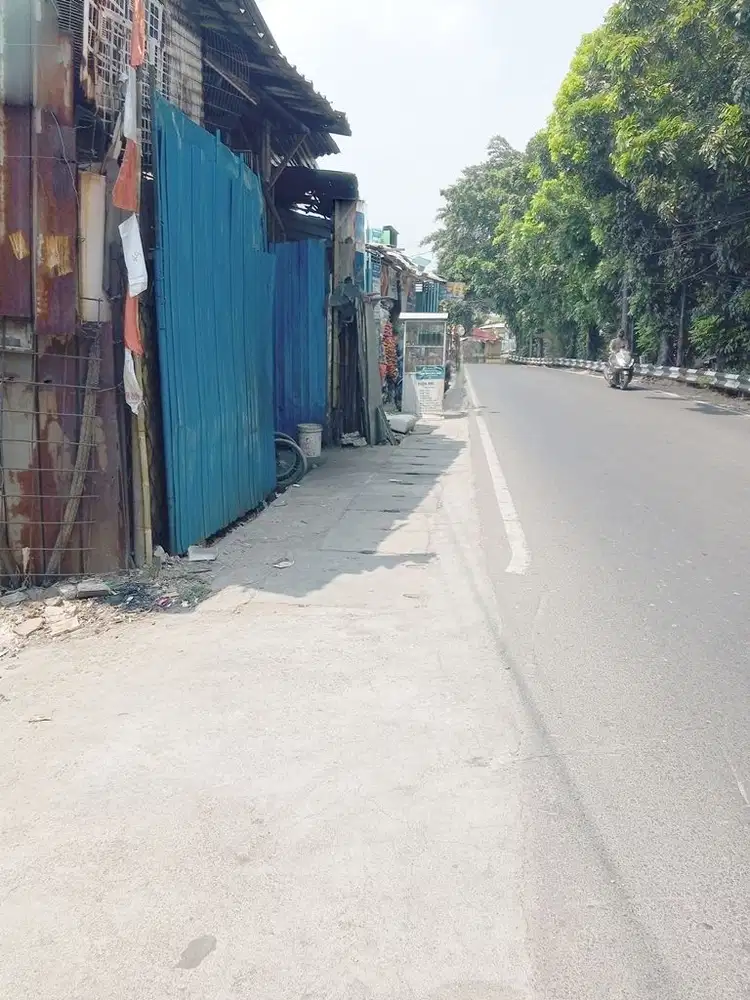 Dijual Tanah + Bangunan di Jalan Raya Pondok Randu Duri Kosambi Jakbar