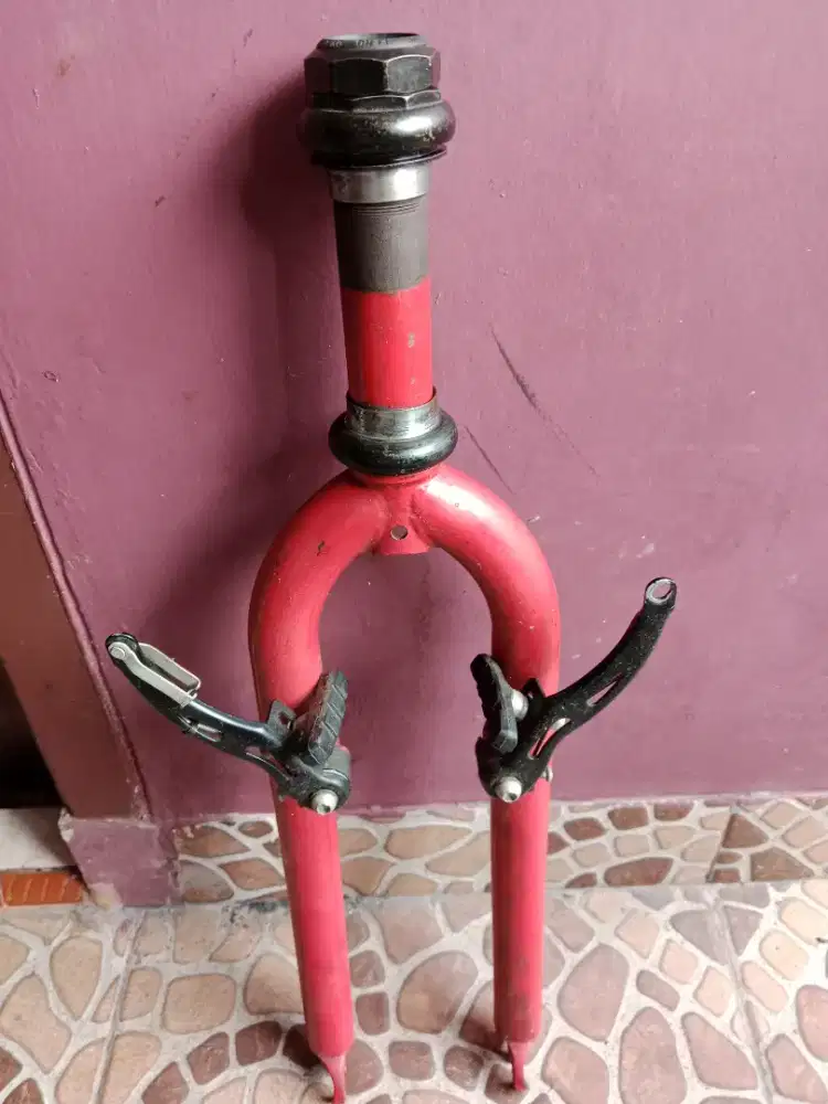 Fork 28'6 evo + headset