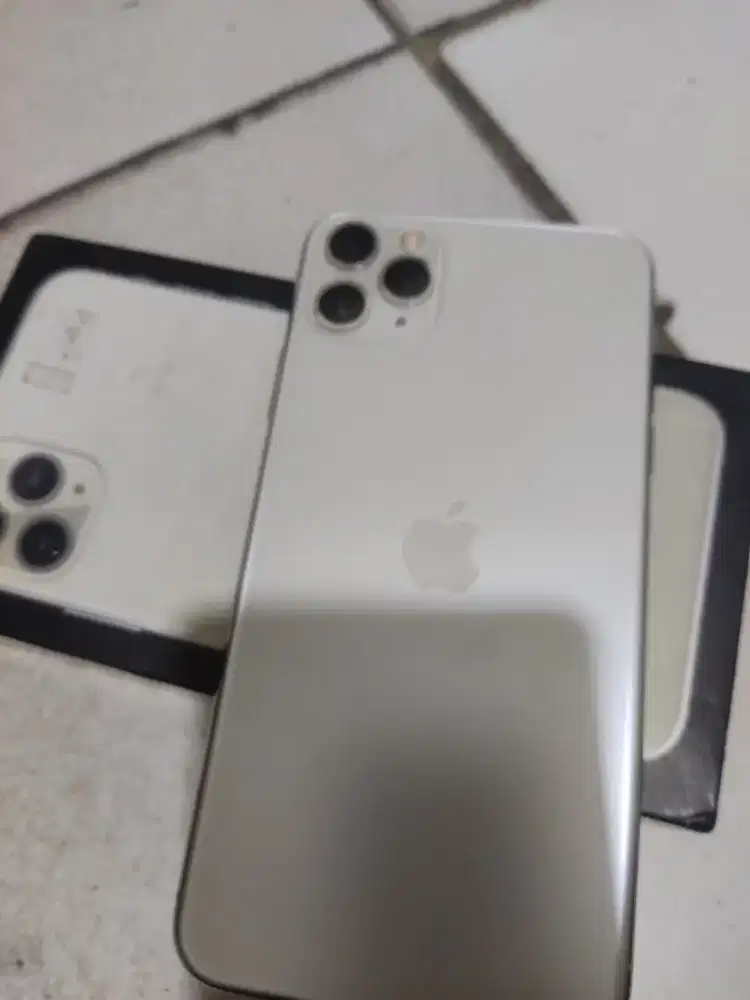 Iphone 11promax 64 gb all operator bebas reset