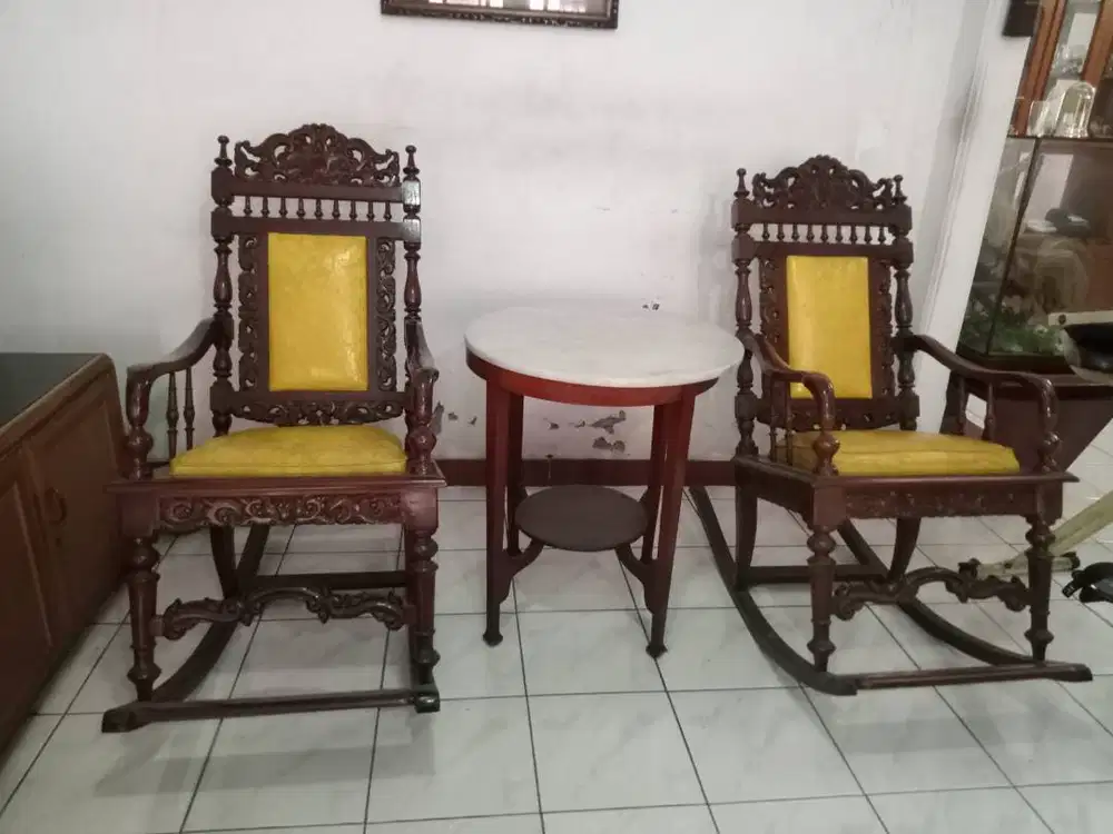 Kursi Goyang & Meja Akar Jati Antik/Vintage Murah