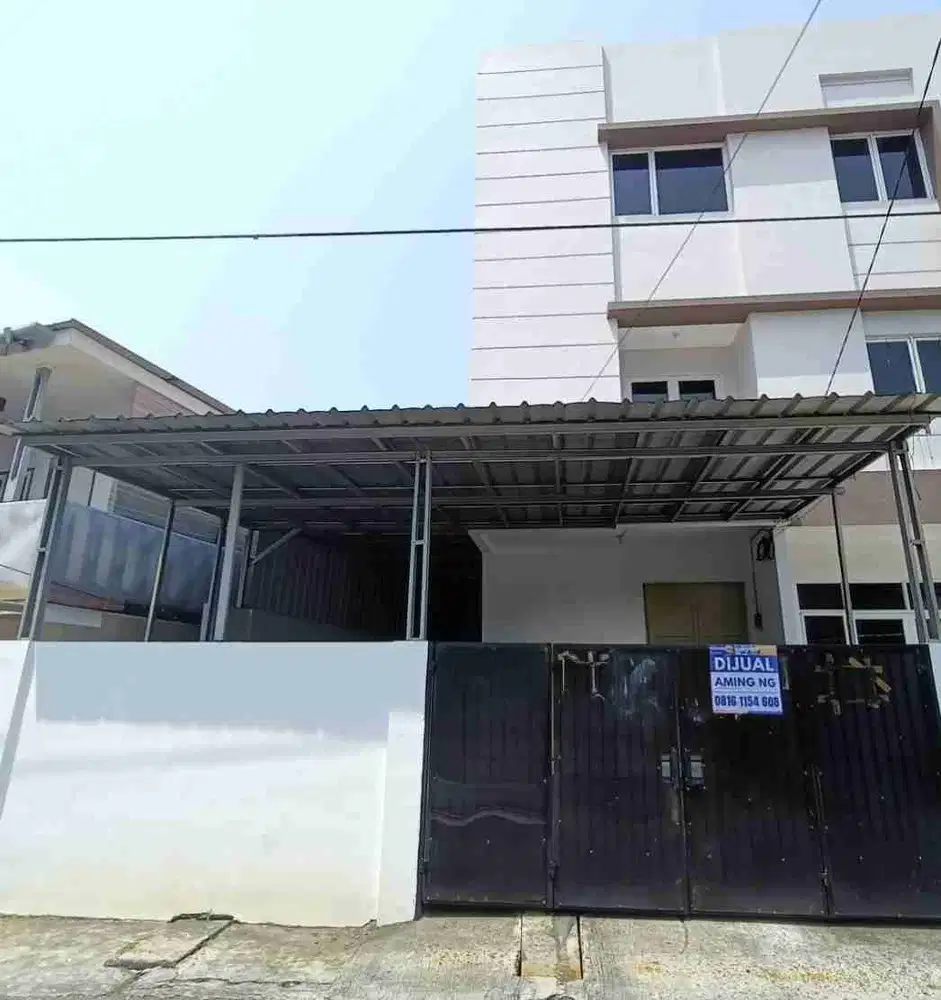 Rumah usaha Hoek 3 lantai dijual Cideng Jakarta Pusat