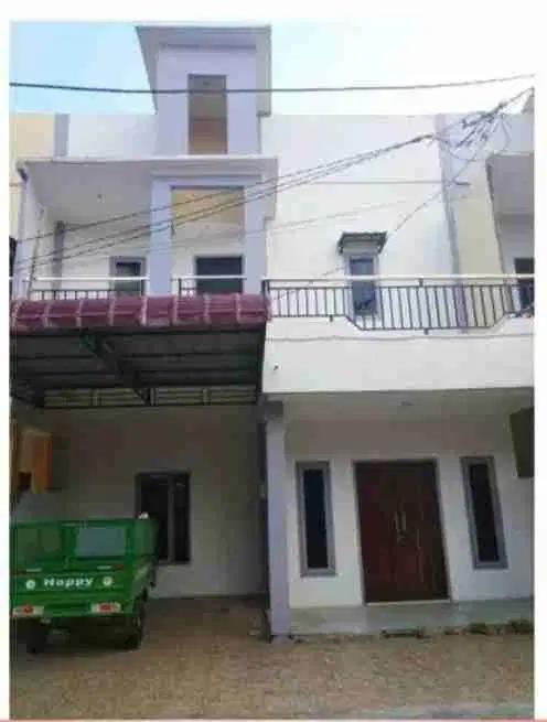 di sewakan rmh 2Lt di Paris 2 ada 4 kamar