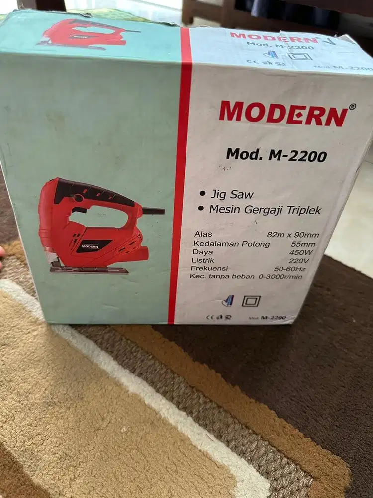 Mesin Jig Saw Gergaji Kayu Triplek Modern Bekas Mulus