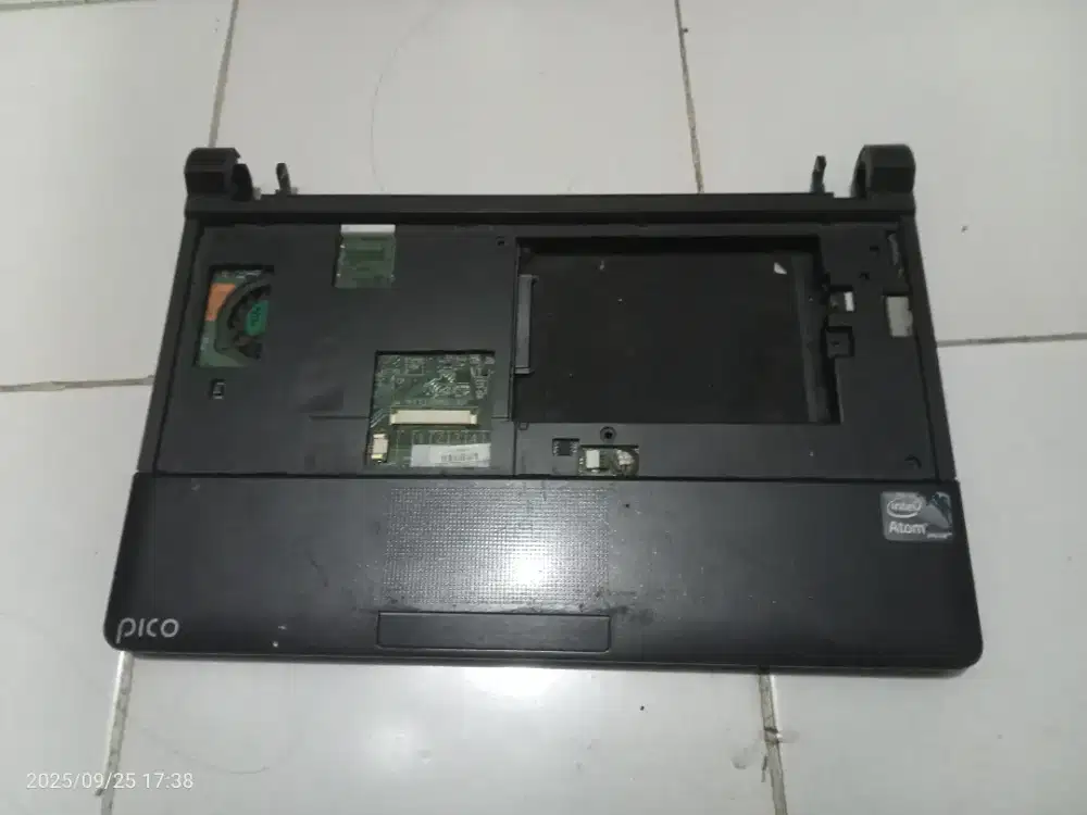 Motherboard Mobo Axioo Pico M1110