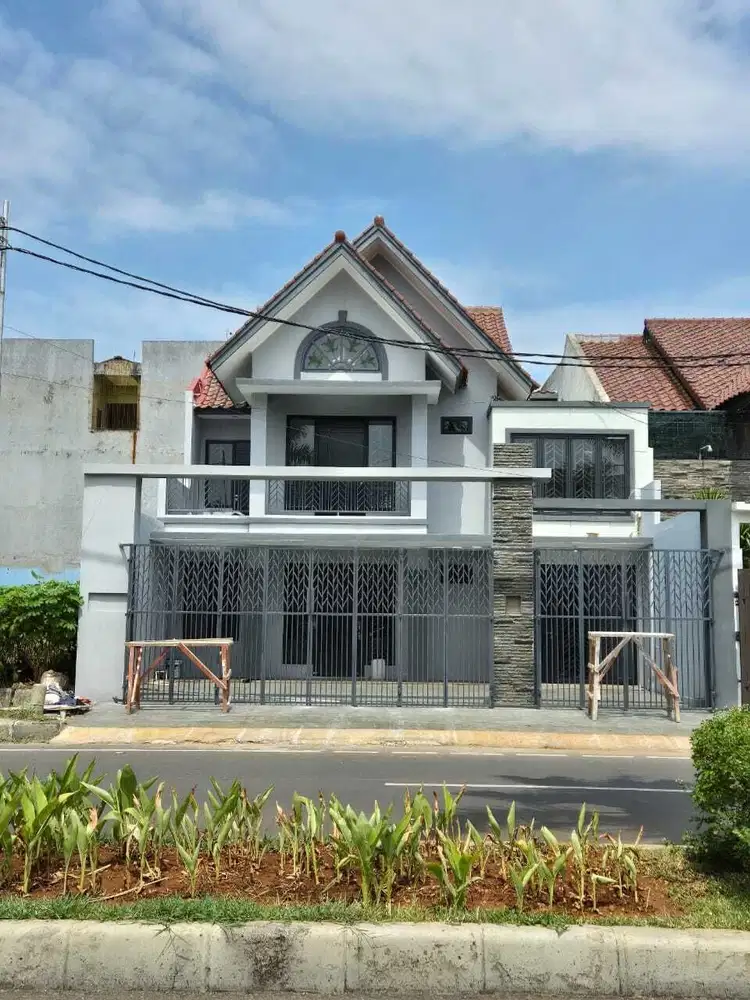 Rumah baru & cantik,  di lokasi strategis di Metland Menteng, Cakung
