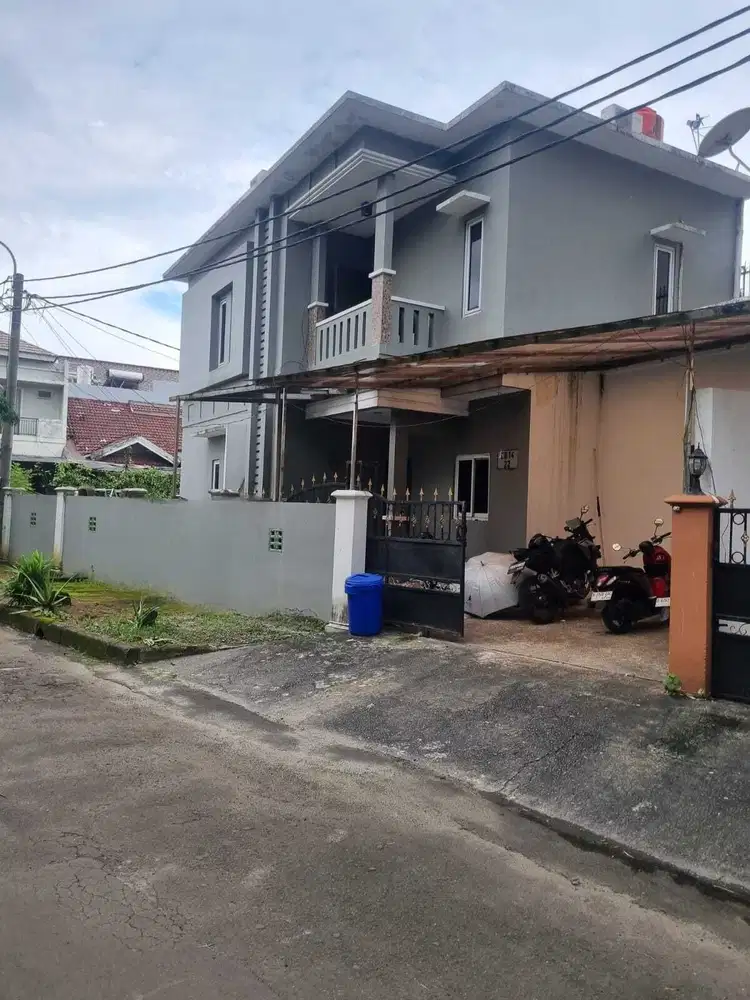 Dijual Cepat Harga Miring Rumah Hook di Sektor 1C Gading Serpong