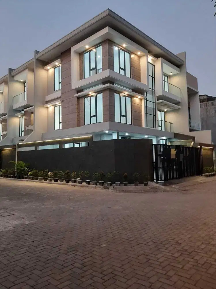 Jual Cepat Rumah Brand New 3 Lantai Full di Taman Permata Sunter