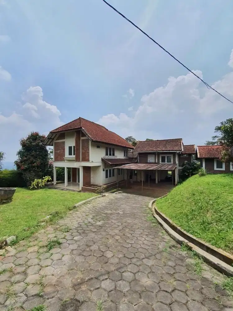 Dijual Villa Tanah Luas View Juara di Dago Pakar Bandung Jawa Barat