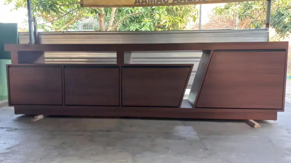 Cabiet tv , backdrop tv , partisi , kitchen set