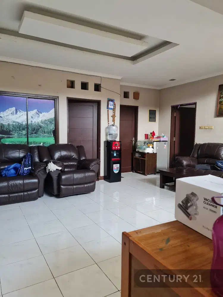 Rumah 2 Lantai Dan Kontrakan 5 Pintu Di Pulomas Utara S7661