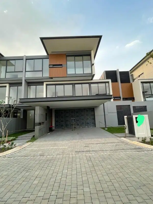 DIJUAL RUMAH LYNDON DI NAVAPARK BSD CITY
