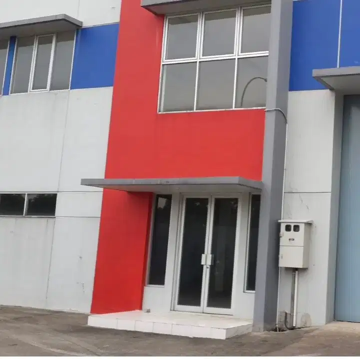 disewa gudang bagus di lippo cikarang