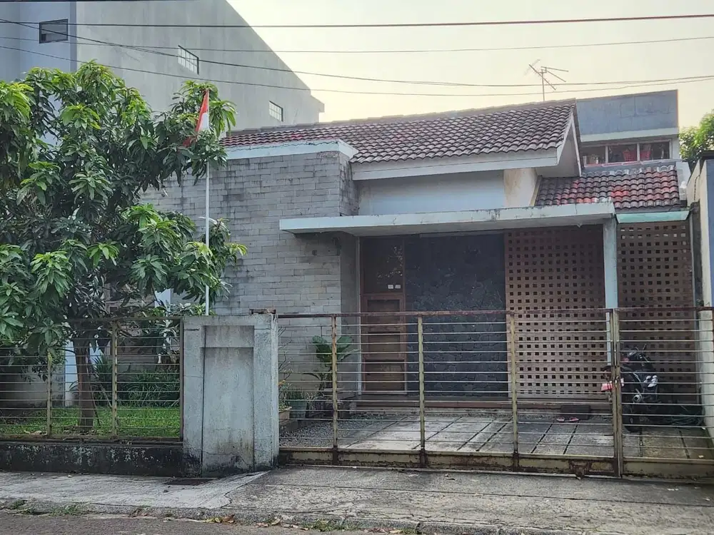 Dijual Rumah Sektor 1.6 (Griya Loka) BSD Tangerang Selatan