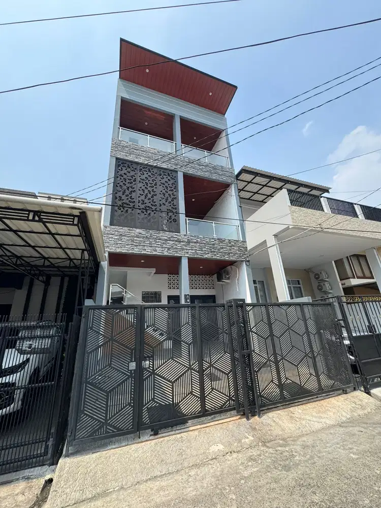 Dijual Rumah 3 Lantai Brand New di Puspa Gading Kelapa Gading Jakarta