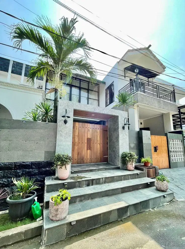 Dijual Rumah Modern Estetis Semi Furnish di Duren Sawit Jakarta Timur