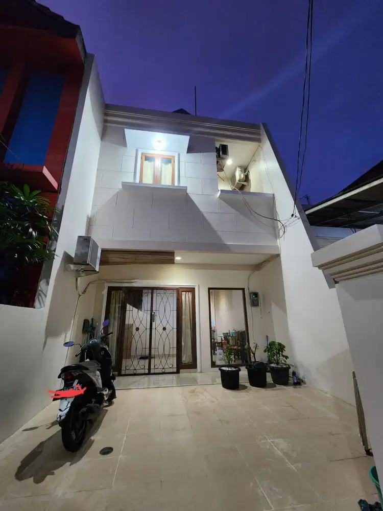 Dijual Rumah Bergaya Modern dan Rapih di Permata Harapan Baru, Bekasi