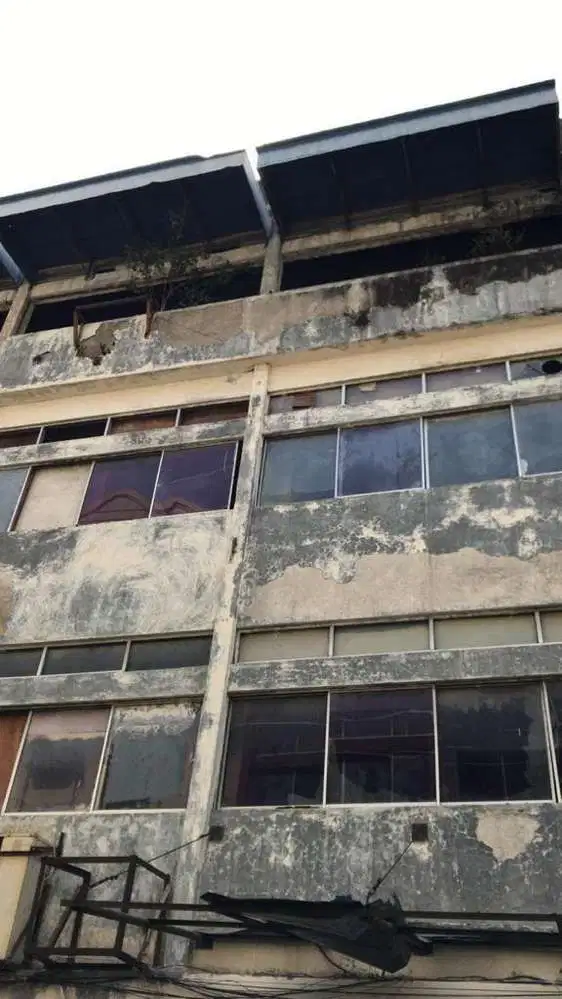 Dijual Bangunan Ruko Gandeng 4 Di Hayam Wuruk