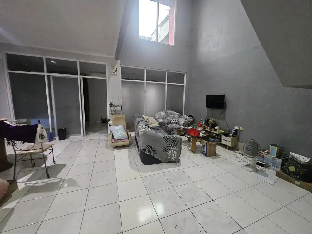 Dijual Rumah di Modernland