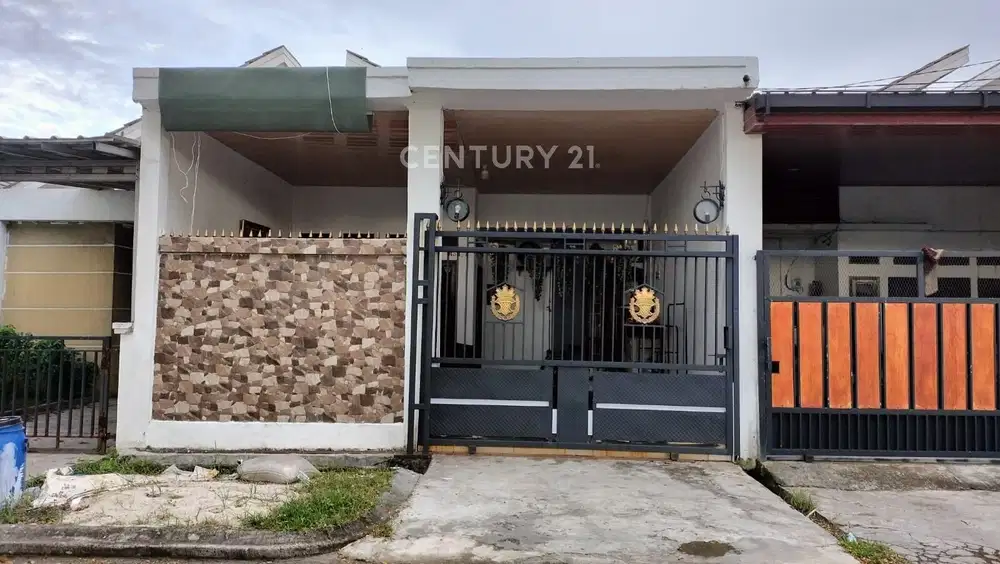 Di Jual Rumah Full Renovasi Perumahan Panjibuwono