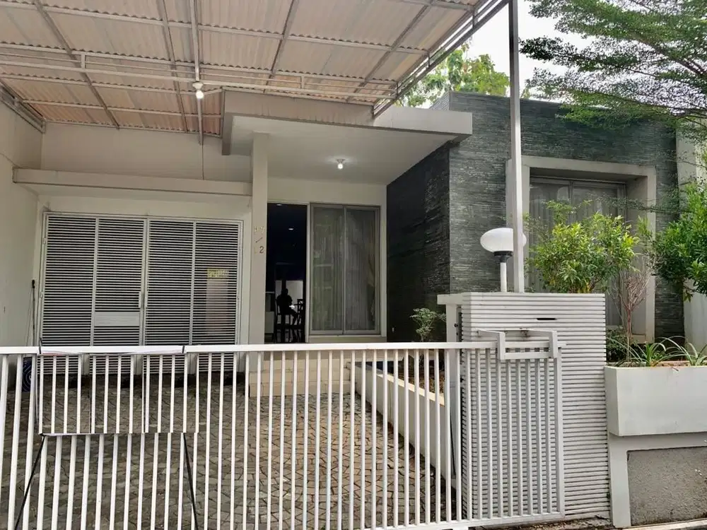 Graha candi golf semi furnished