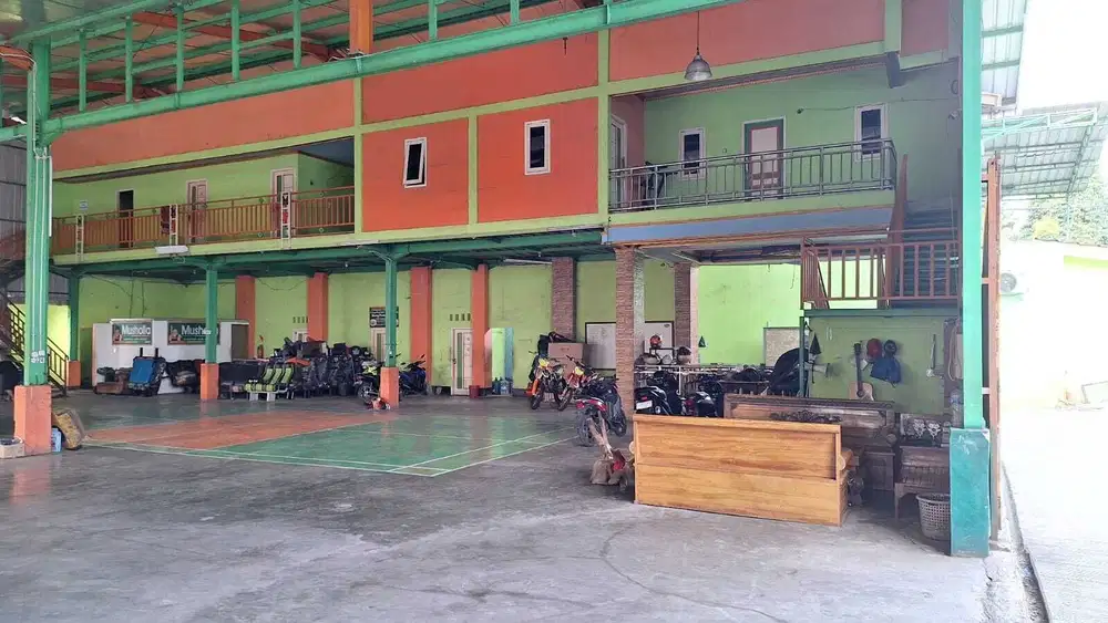 Dijual lahan dan bangunan ex pool Bus Lokasi Cimuning  Mustika Jaya