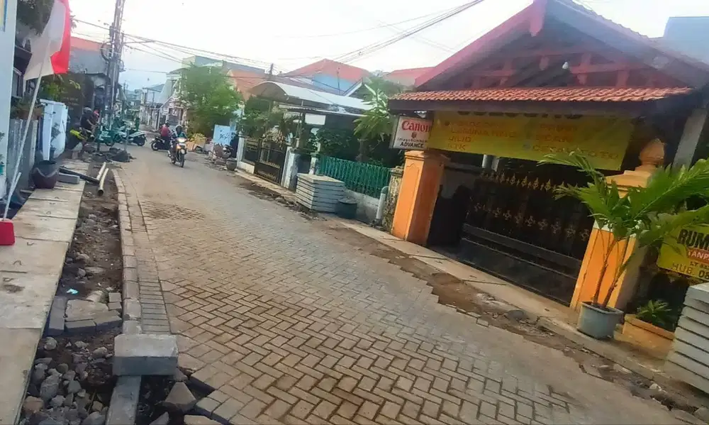 Rumah surabaya, siwalan kerto dekat petra kutisari rungkut jemursari ahmad yani menanggal deltasari waru