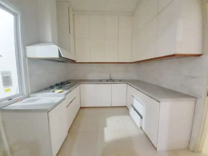 Dijual Rumah 2 lantai di Cluster Menaggio Gading Serpong