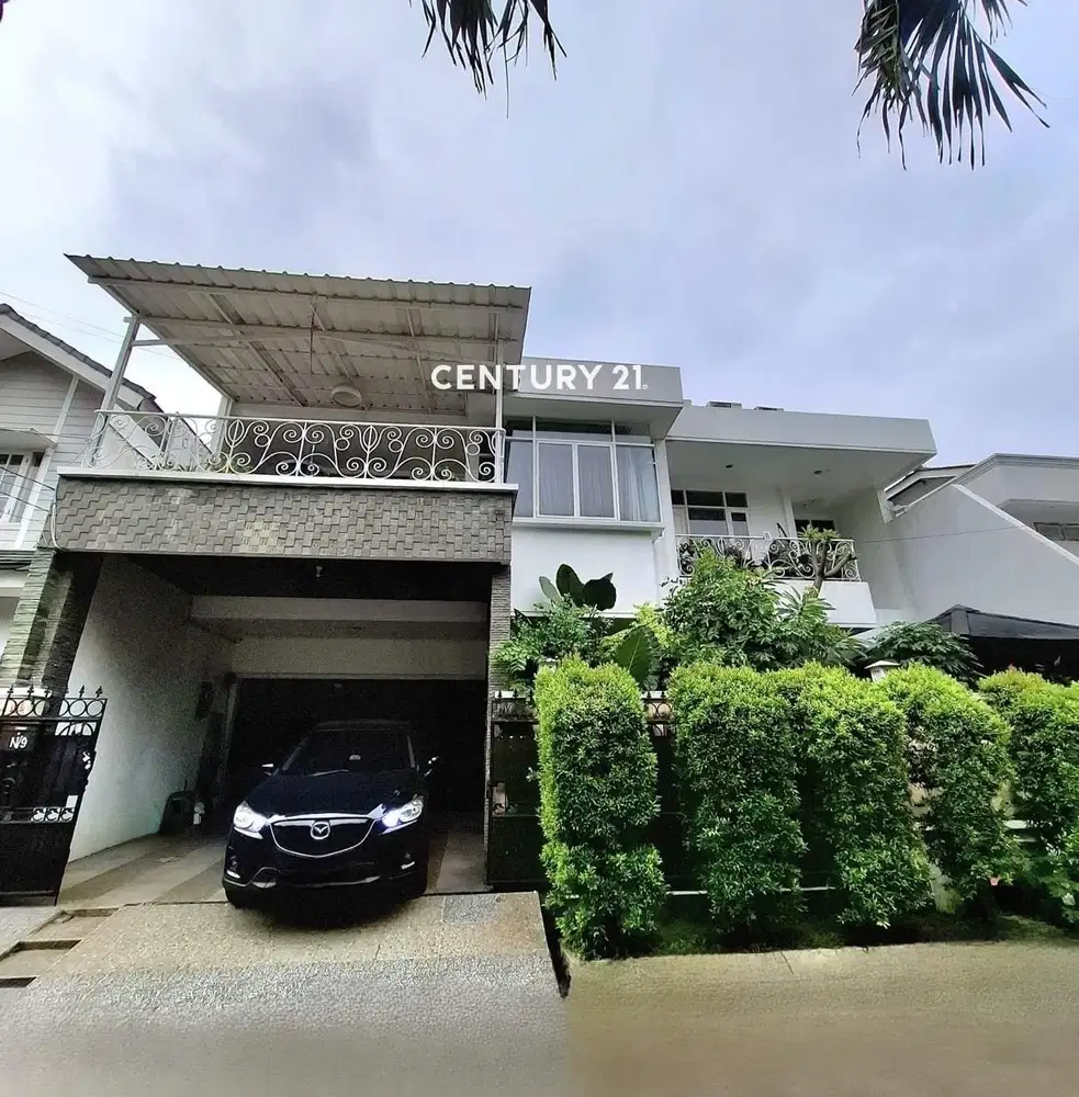 Rumah Mewah Dan Bagus Ada Kolam Renang Dijual Murah