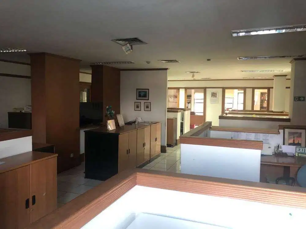 Dijual Ruko Gandeng (Tiga Unit)di Pondok Indah.
