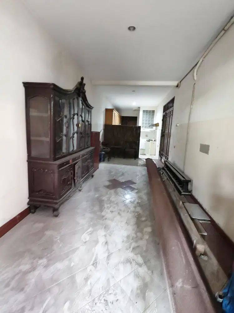 Rumah 3 Lantai Muara Karang Cluster Depan Jalanan Lebar Siap Huni