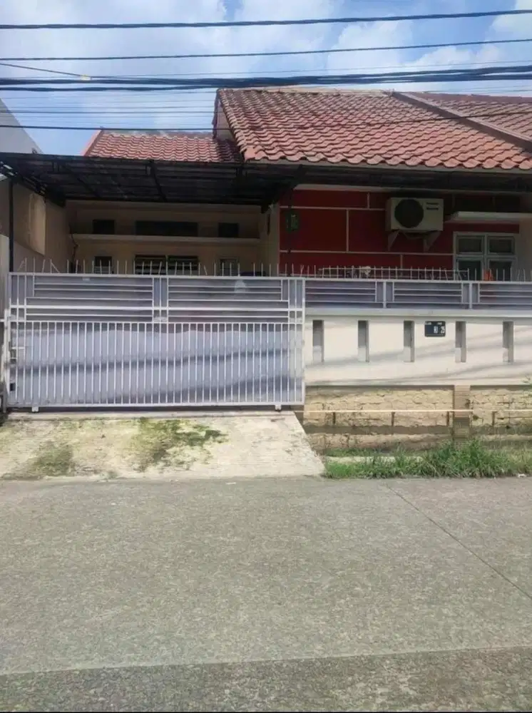 Dijual rumah di harapan indah 1 Bekasi