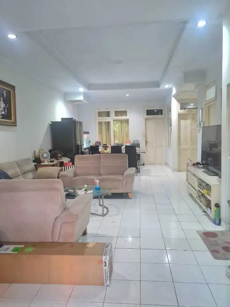 Dijual Rumah Menarik & Bagus Siap Huni di Taman Modern Cakung Jakarta