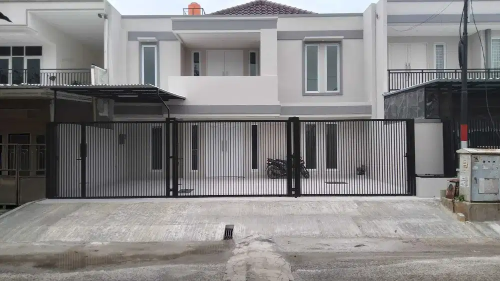 Disewa Rumah Baru Direnovasi, Menarik Siap Huni di Taman Modern Cakung