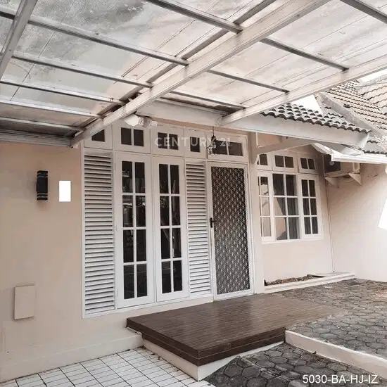 Dijual Cepat Rumah Cantik Di Bona Indah Jakarta Selatan