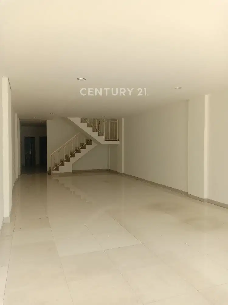 Ruko  5 Lantai Di Jalan Pemuda Raya Jakarta