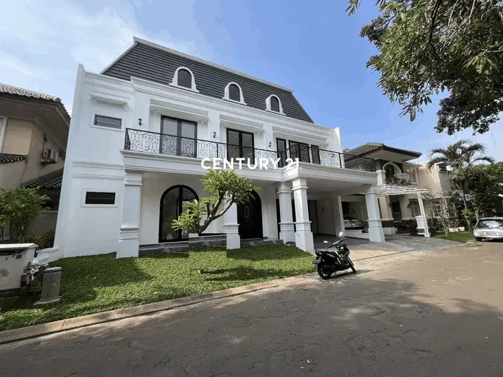 Rumah Baru Siap Huni Ada Kolam Renang Di Senayan Bintaro Sektor 9