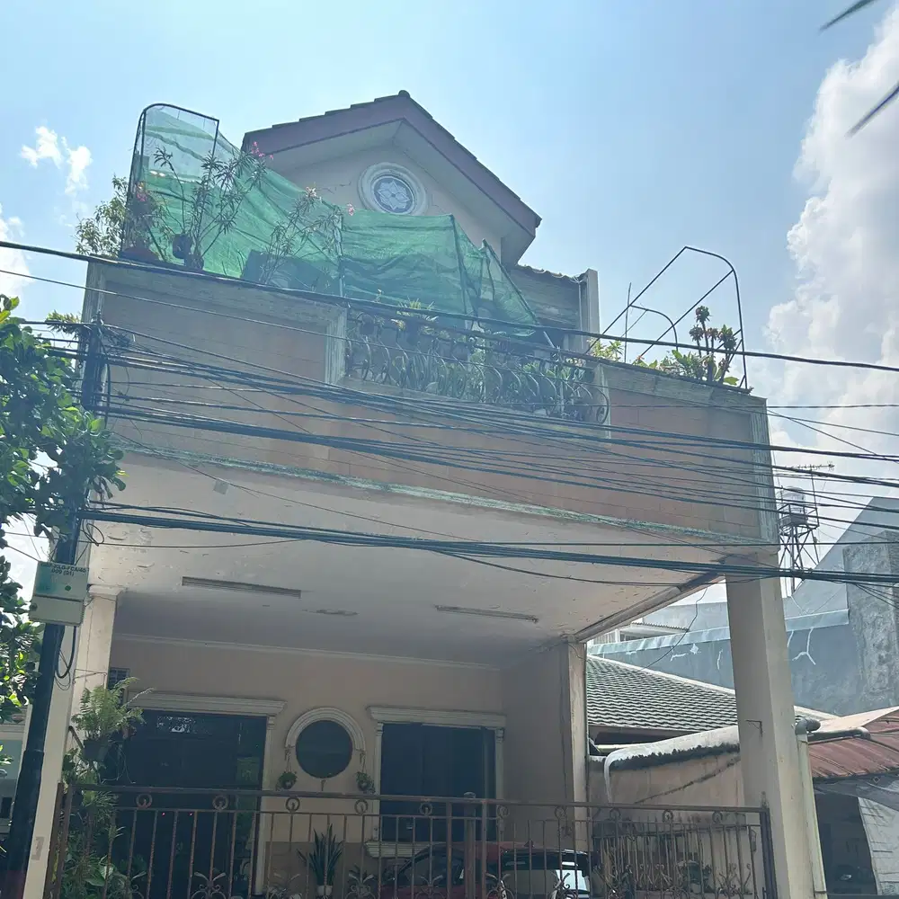 Dijual Rumah di Pelepah Raya Kelapa Gading