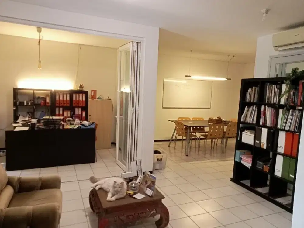 DIJUAL RUMAH ORI SUDAH DI RENOV BERSIH BAJA RINGAN GANTI BARU