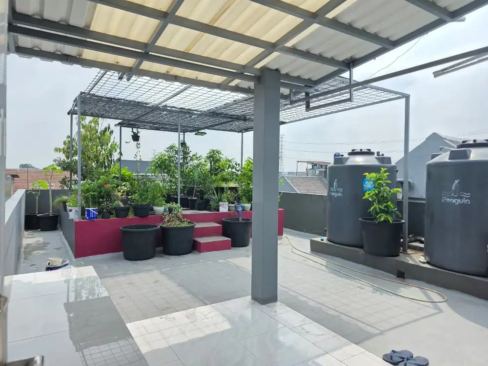 Jual Rumah Baru Full Furnish Ada Rooftop di Metland Ujung Menteng