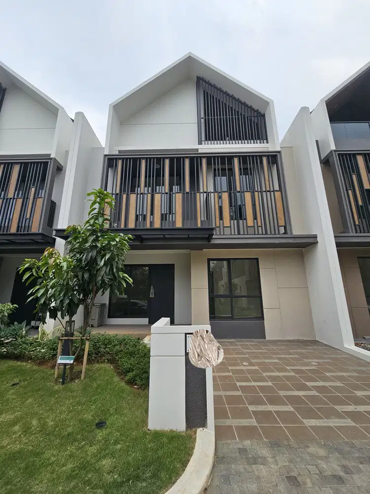 Disewa Cepat Rumah Cluster Strozzi, Symphonia  Gading Serpong